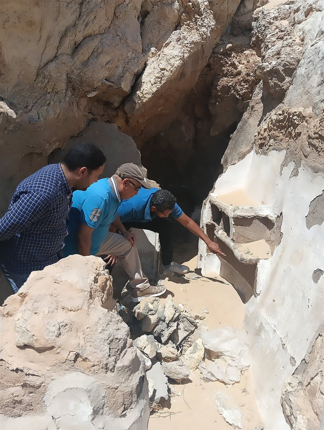 أعمال الترميم والصيانة بالموقع القبطي في مير بأسيوط 