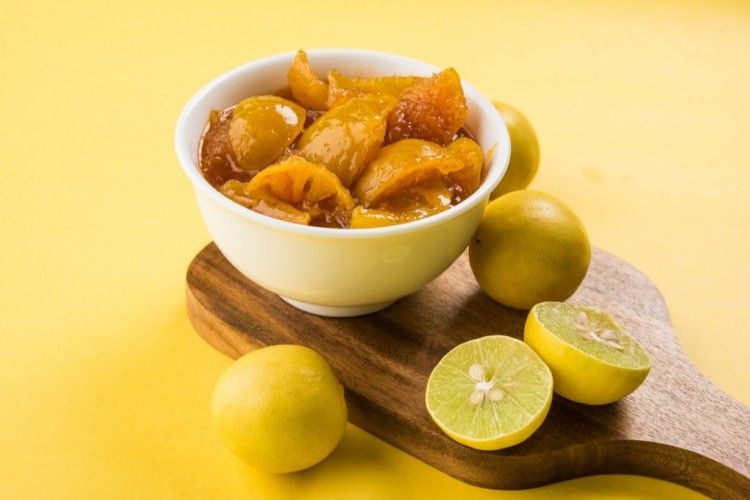 طريقة تخليل الليمون المسلوق للشيف حسن