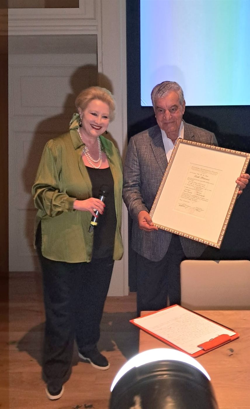 زهي حواس عالم الآثار المصرية&nbsp;