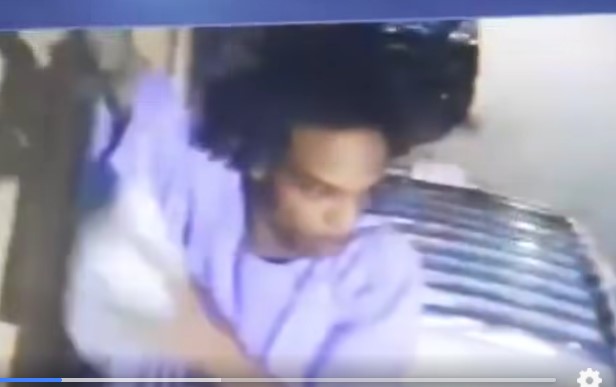 <strong>تعدي شاب على سيدة بالضرب واسقاطها ارضًا في الجيزة</strong>