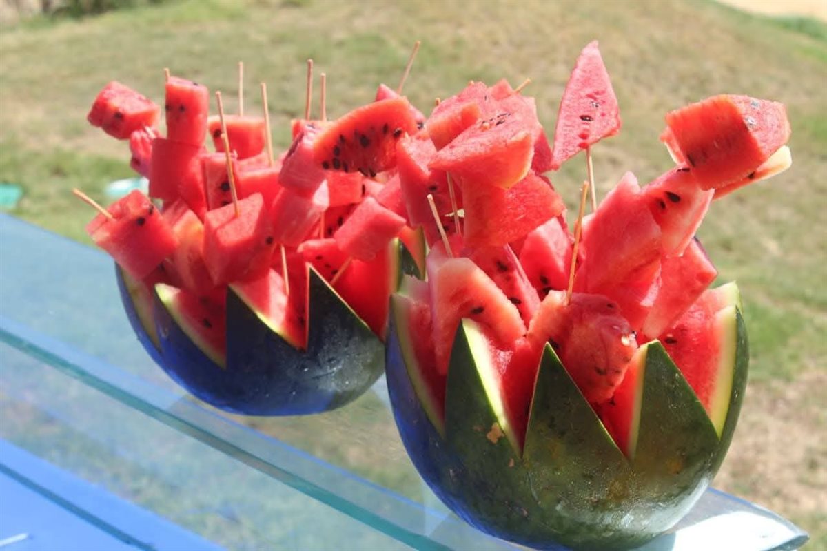 مهرجان البطيخ على شواطئ مرسي علم 