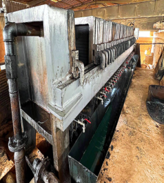 <strong>ضبط مصنع لإعادة تدوير زيوت السيارات المستعملة بالشرقية  </strong>