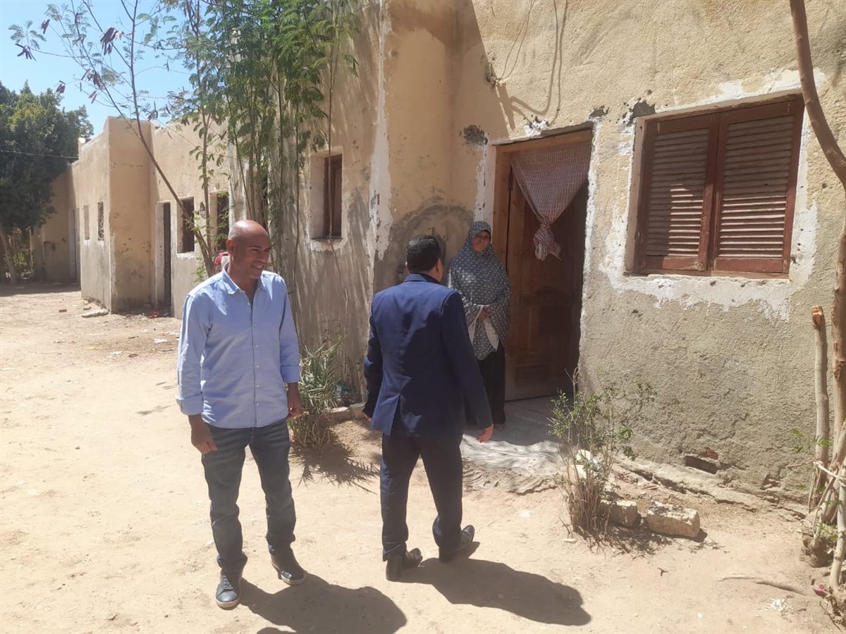 محافظ الأقصر يأمر بمتابعة حالة سيدةً