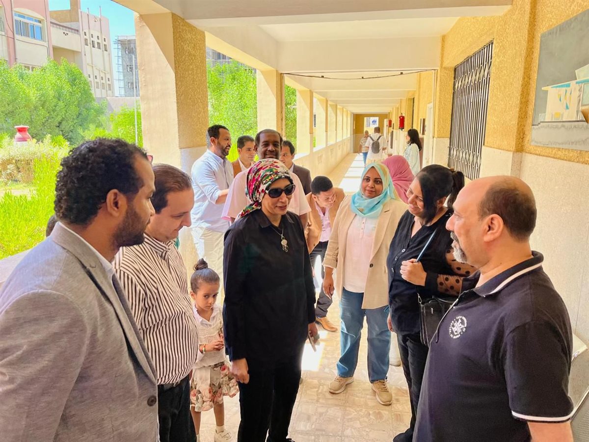 الكشف الطبي للطلاب الجدد