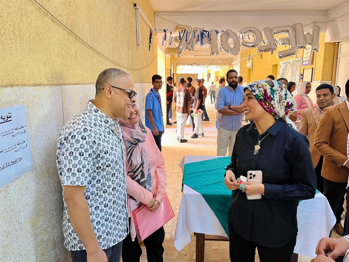 الكشف الطبي للطلاب الجدد