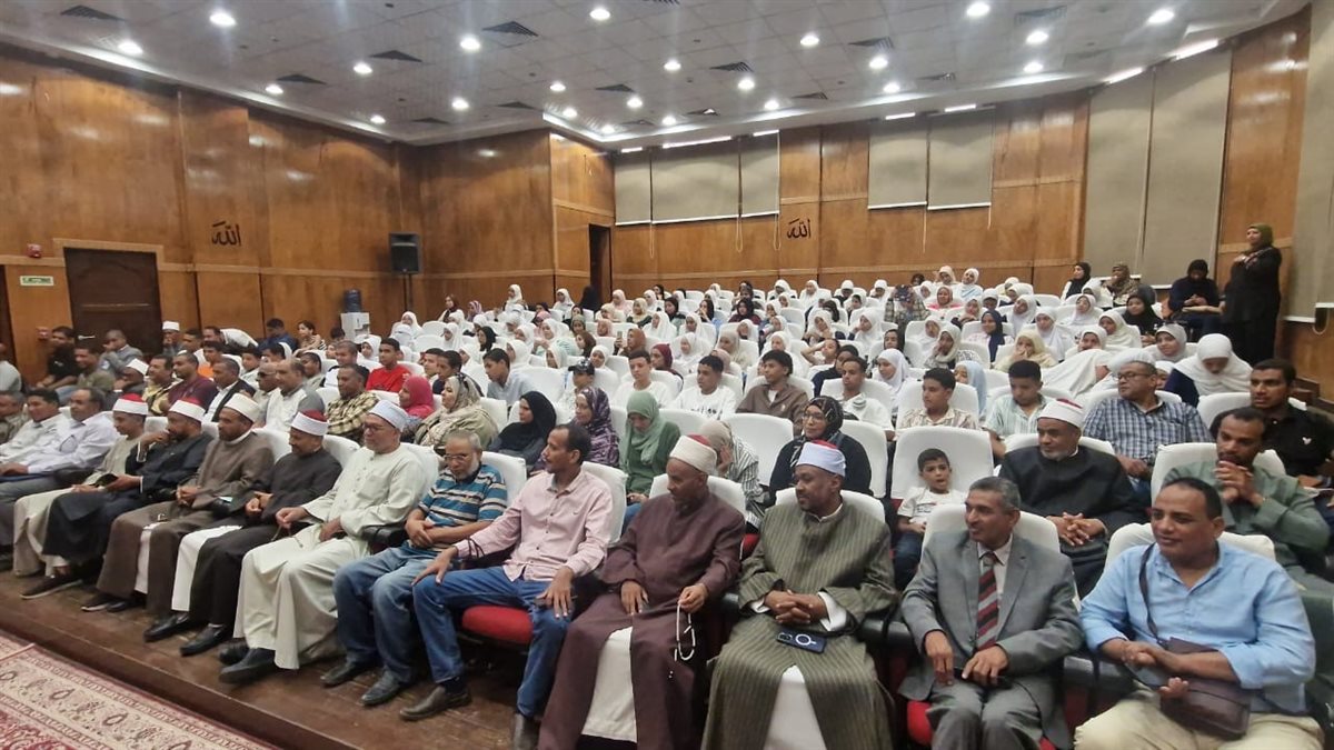 تدريب على الوعي السياحى لطلاب الأزهر