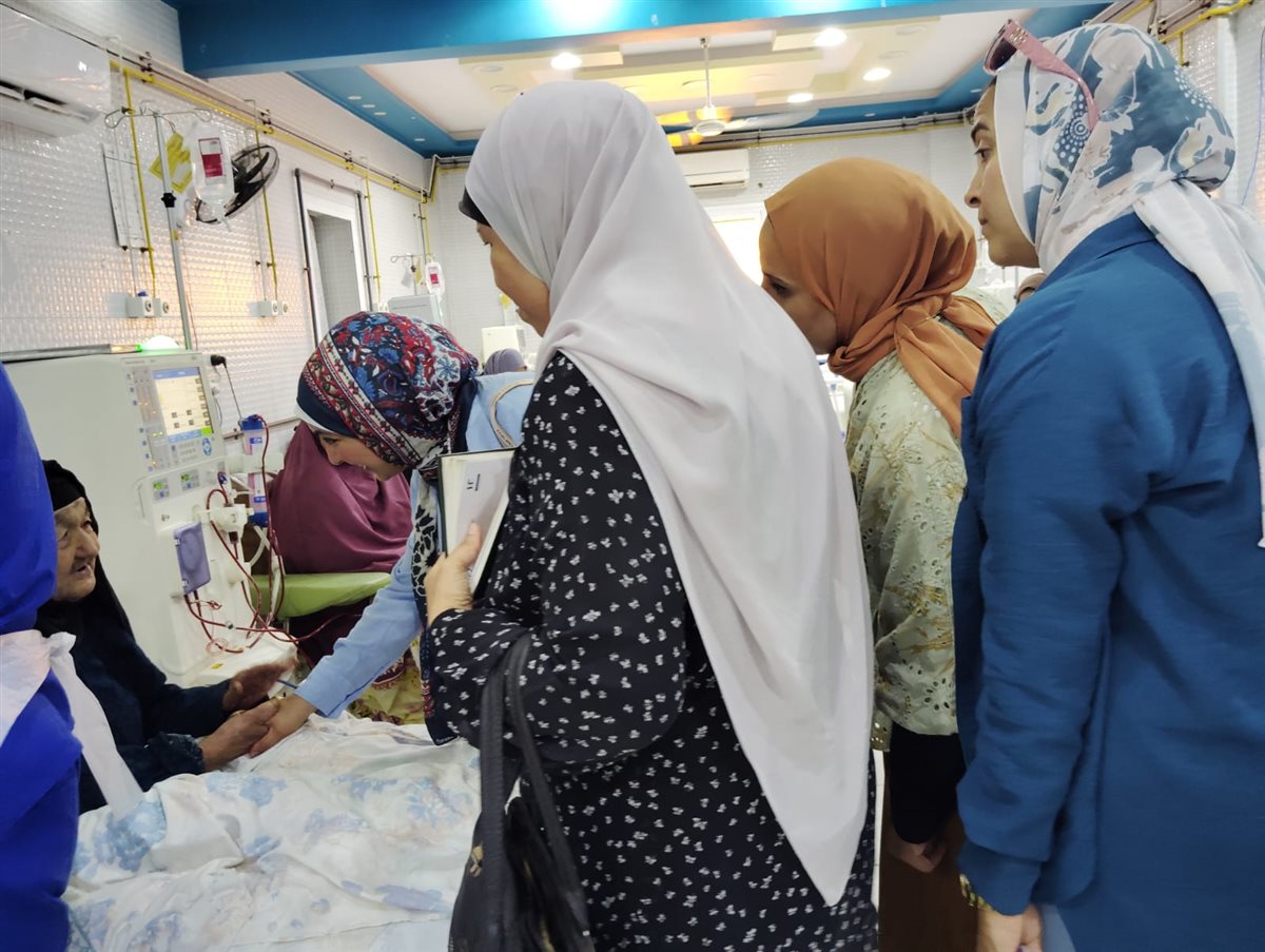 جانب من جولة وكيل وزارة الصحة