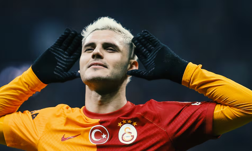 <strong>ماورو إيكاردي مهاجم فريق جالطة سراي التركي</strong>