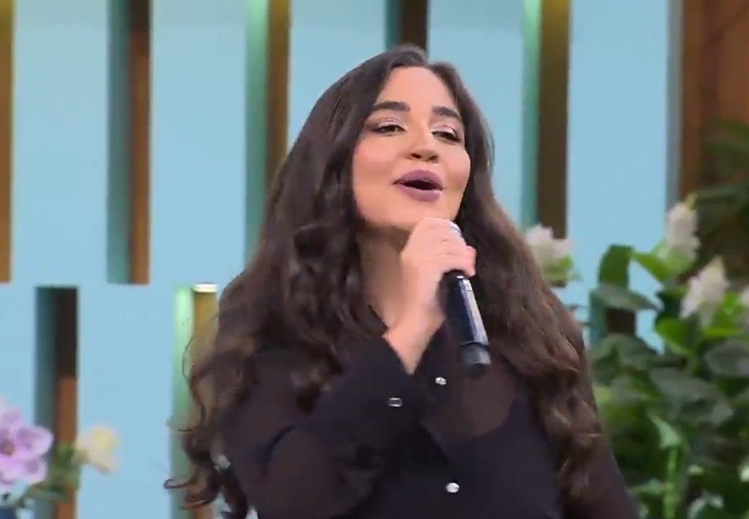 جودي ابنة أحمد سعد في برنامج منى الشاذلي