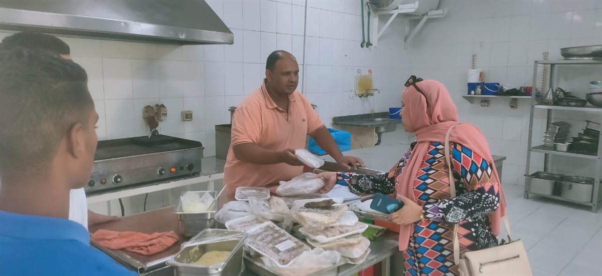 حملات مكثفة على الأسواق لتموين الأقصر