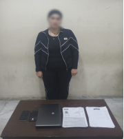 عصابة عقود العمل بالخارج