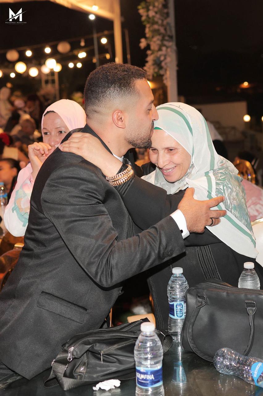 الزميل محسن سليمان يحتفل بزفافه بحضور محافظ القاهرة ومرتضى منصور ود عمرو خالد (11)