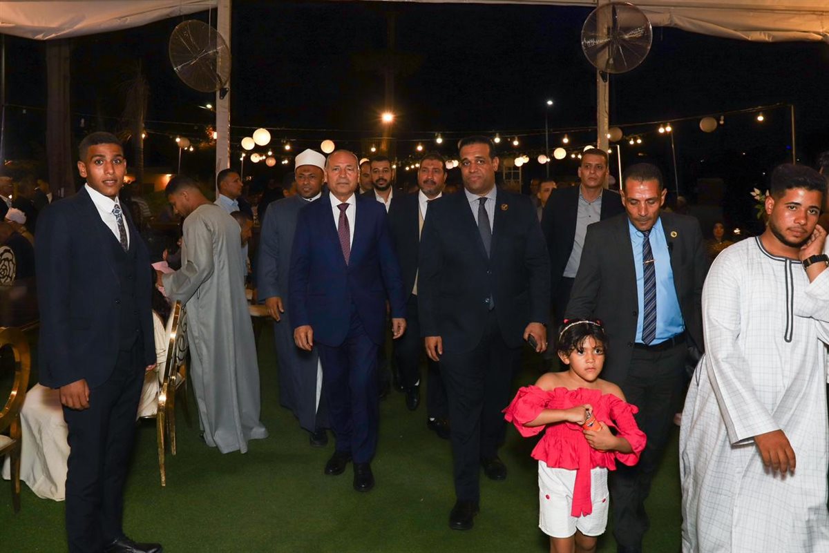 الزميل محسن سليمان يحتفل بزفافه بحضور محافظ القاهرة ومرتضى منصور ود عمرو خالد (30)