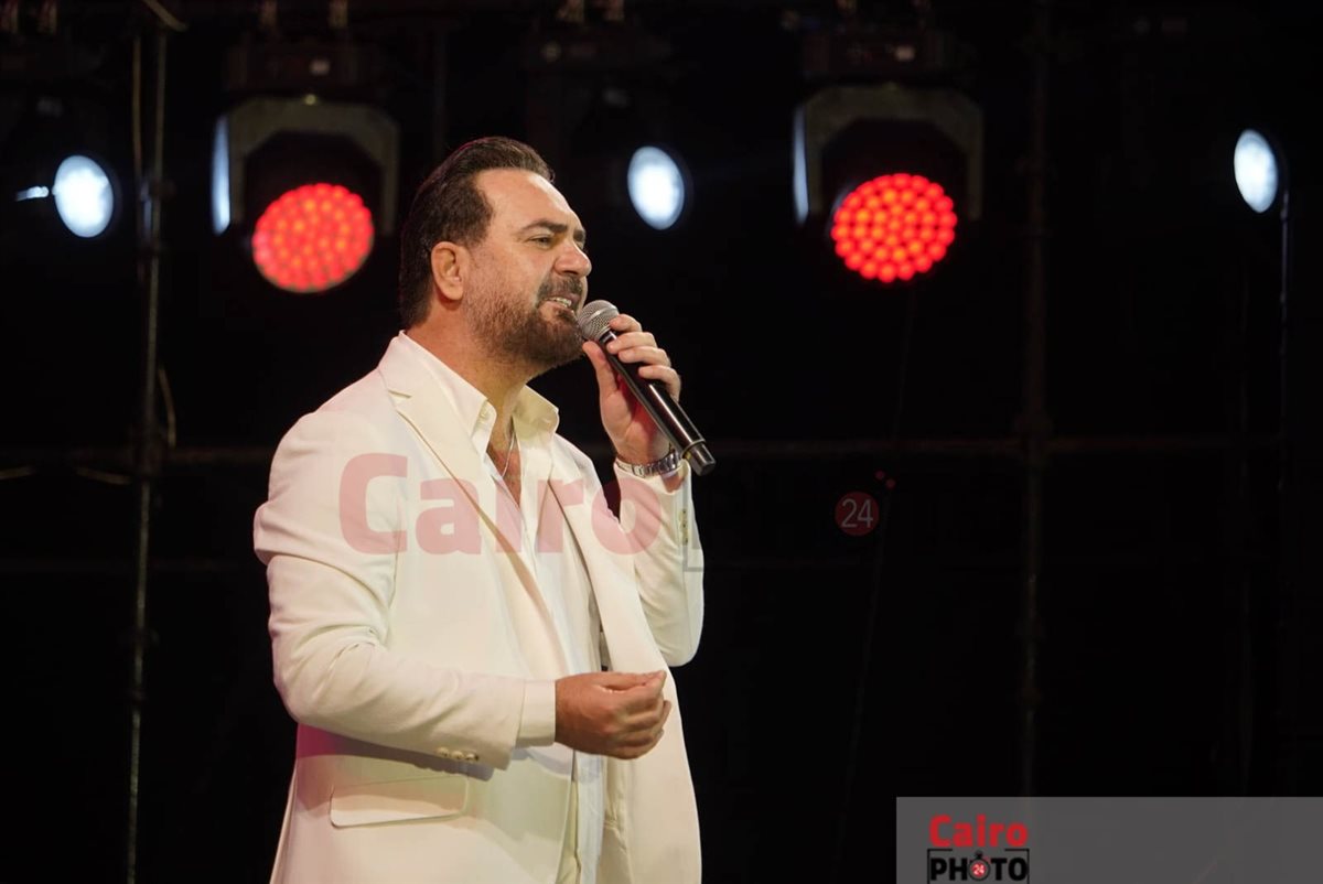 <strong>وائل جسار يشعل أجواء حفله بمهرجان مراسي “ليالي مراسي”</strong>