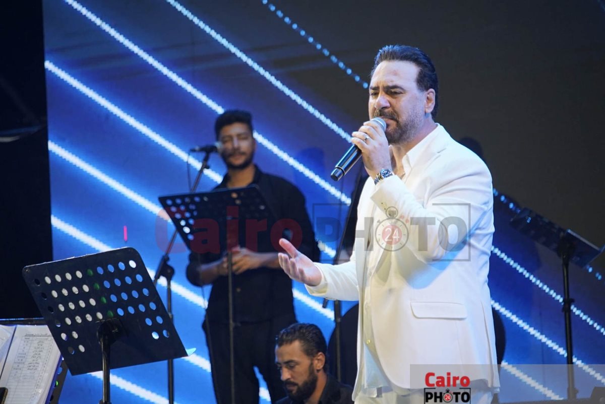 <strong>وائل جسار يشعل أجواء حفله بمهرجان مراسي “ليالي مراسي”</strong>