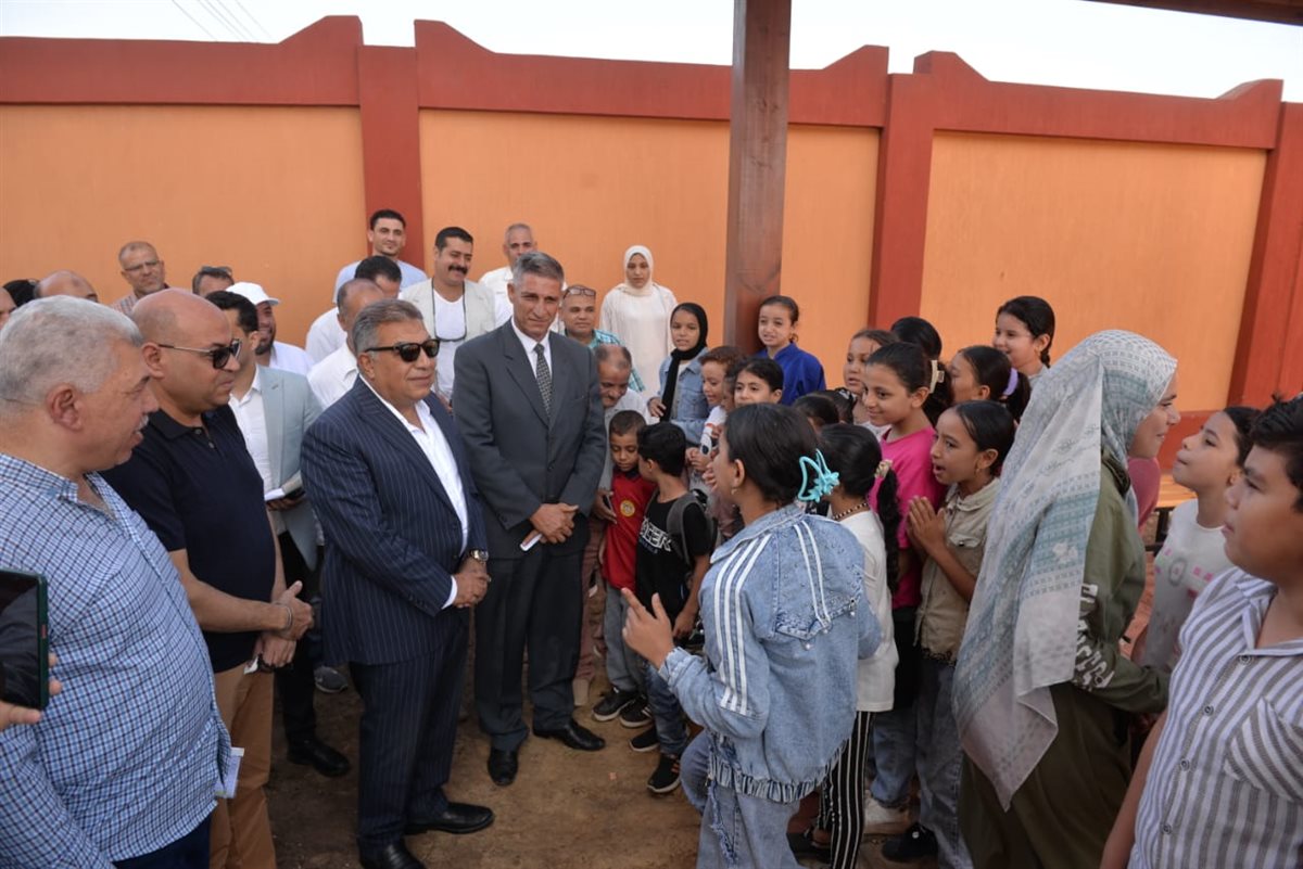 محافظ الدقهلية يتفقد مدرسة طارق بن زياد بنبروه