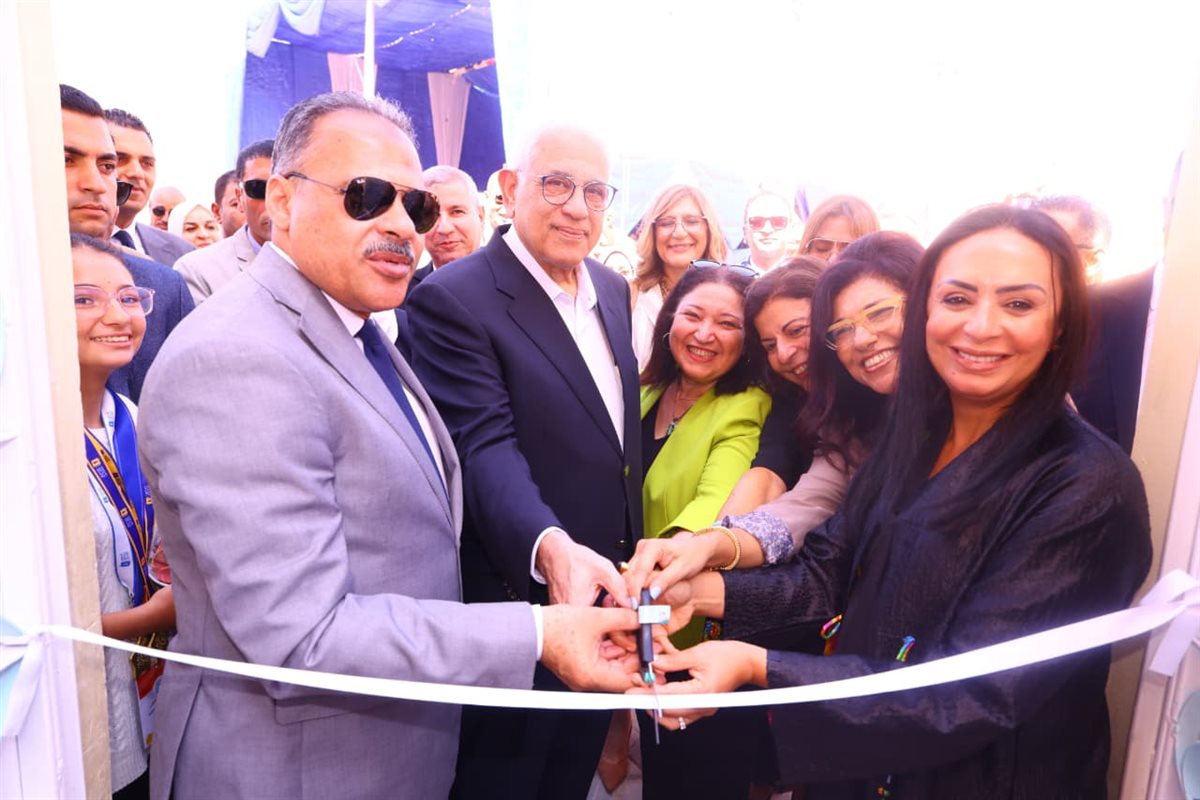 وزيرة التضامن خلال الافتتاح