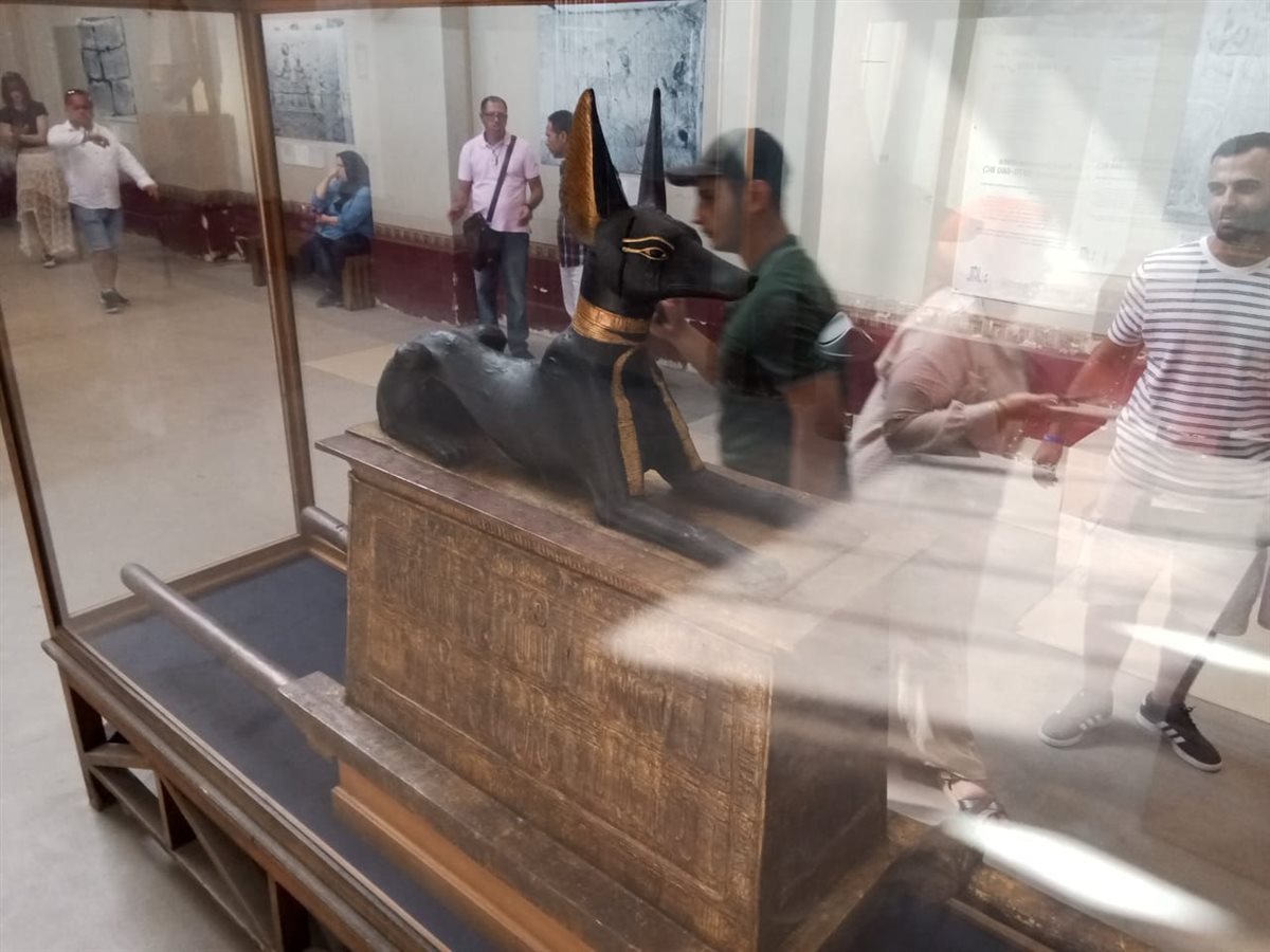 كنوز الملك توت عنخ آمون