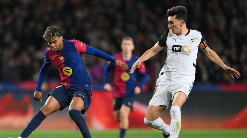 القنوات الناقلة لمشاهدة مباراة برشلونة وفالنسيا بث مباشر الآن