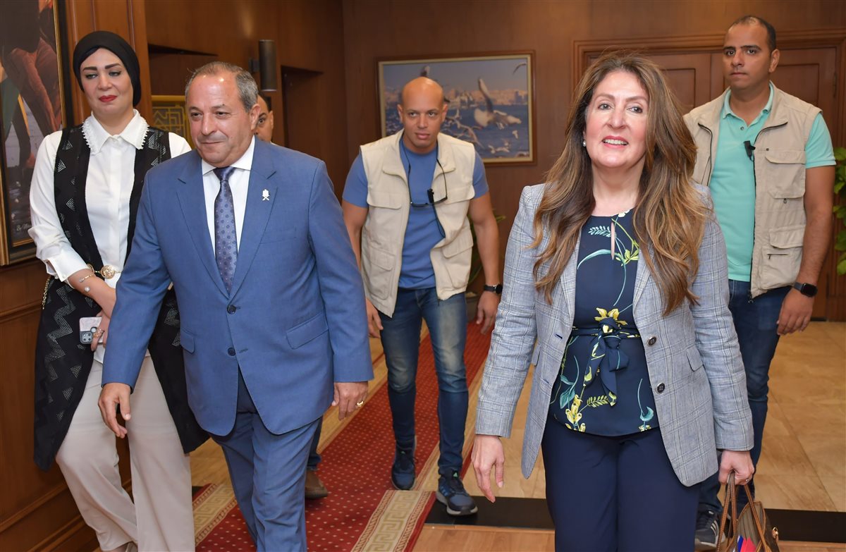 محافظ بورسعيد يستقبل سفيرة الولايات المتحدة الأمريكية 