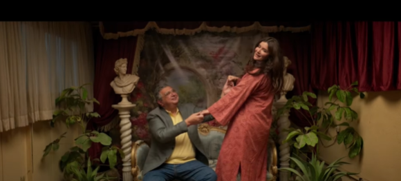  طرح الإعلان التشويقي لـ فيلم فيها ايه يعني 