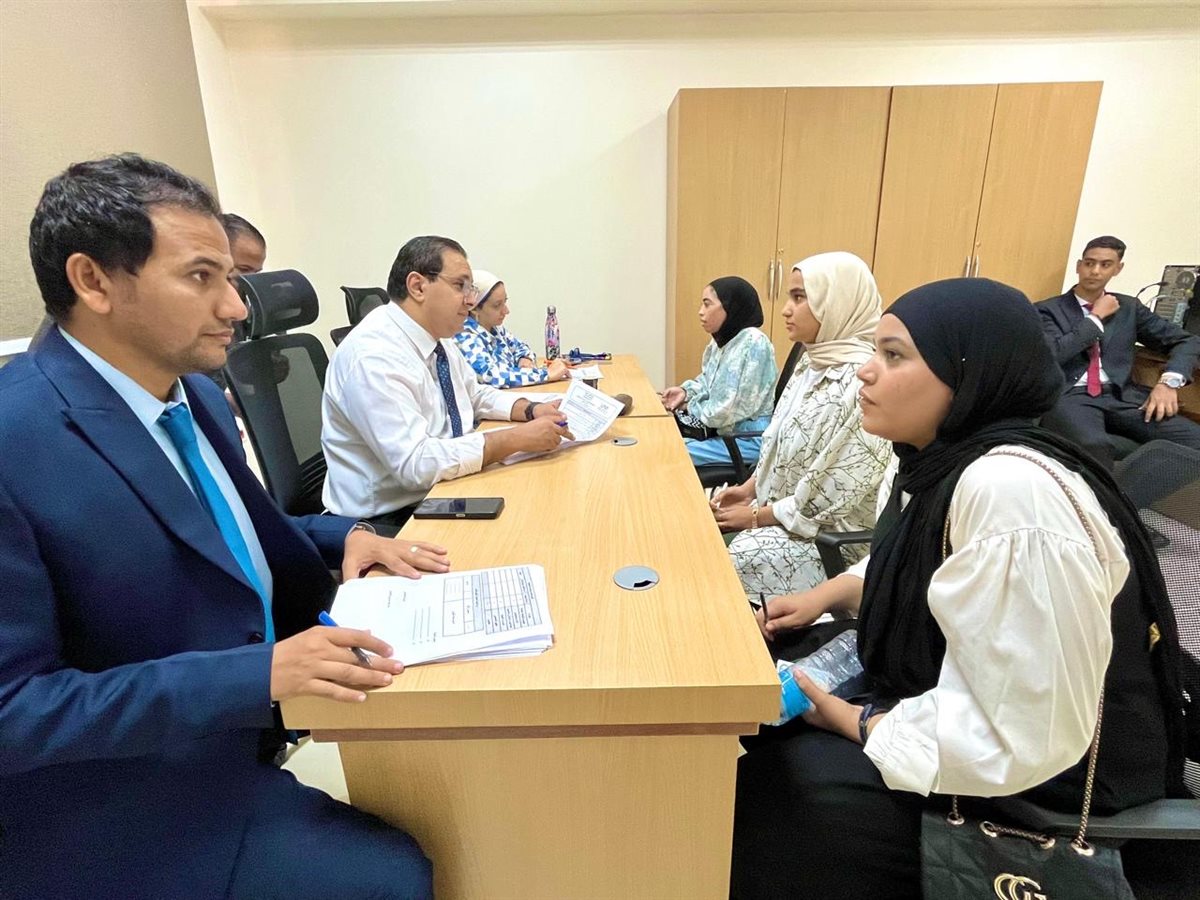 الكشف الطبي بجامعة الأقصر الأهلية