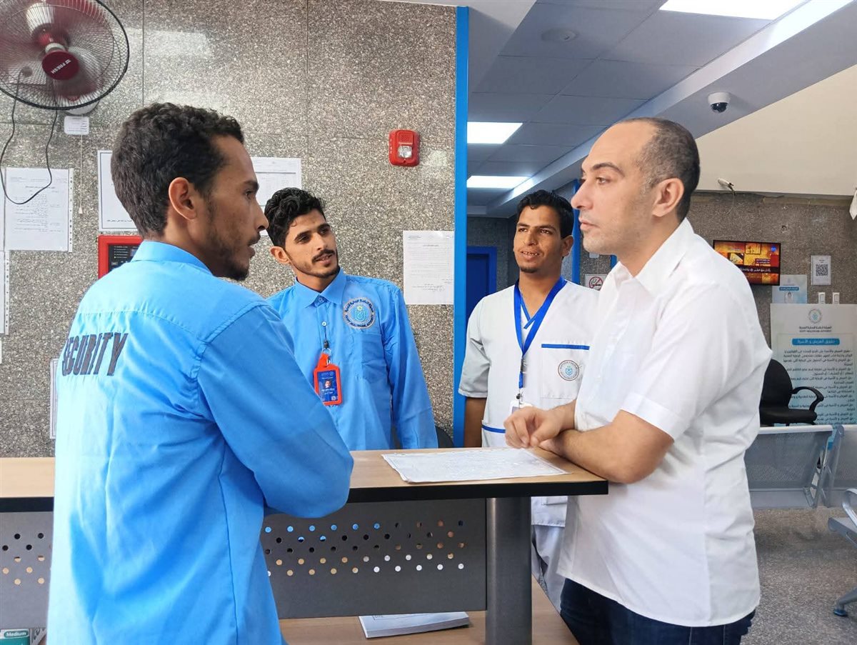 متابعة تقديم الخدمة الطبية للمنتفعين بالرعاية الصحية