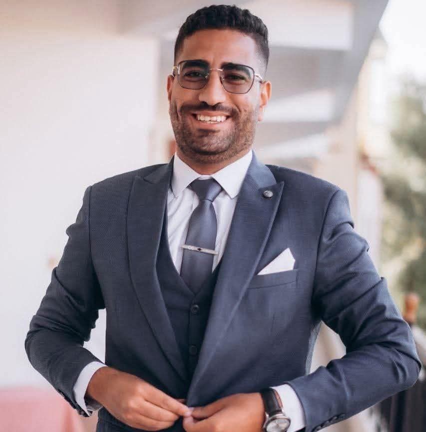 المهندس الشاب