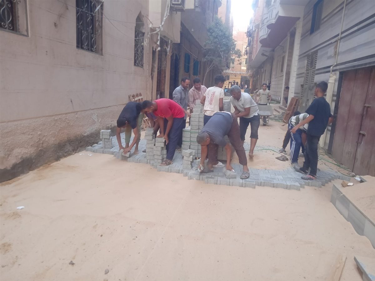 جانب من أعمال الرصف