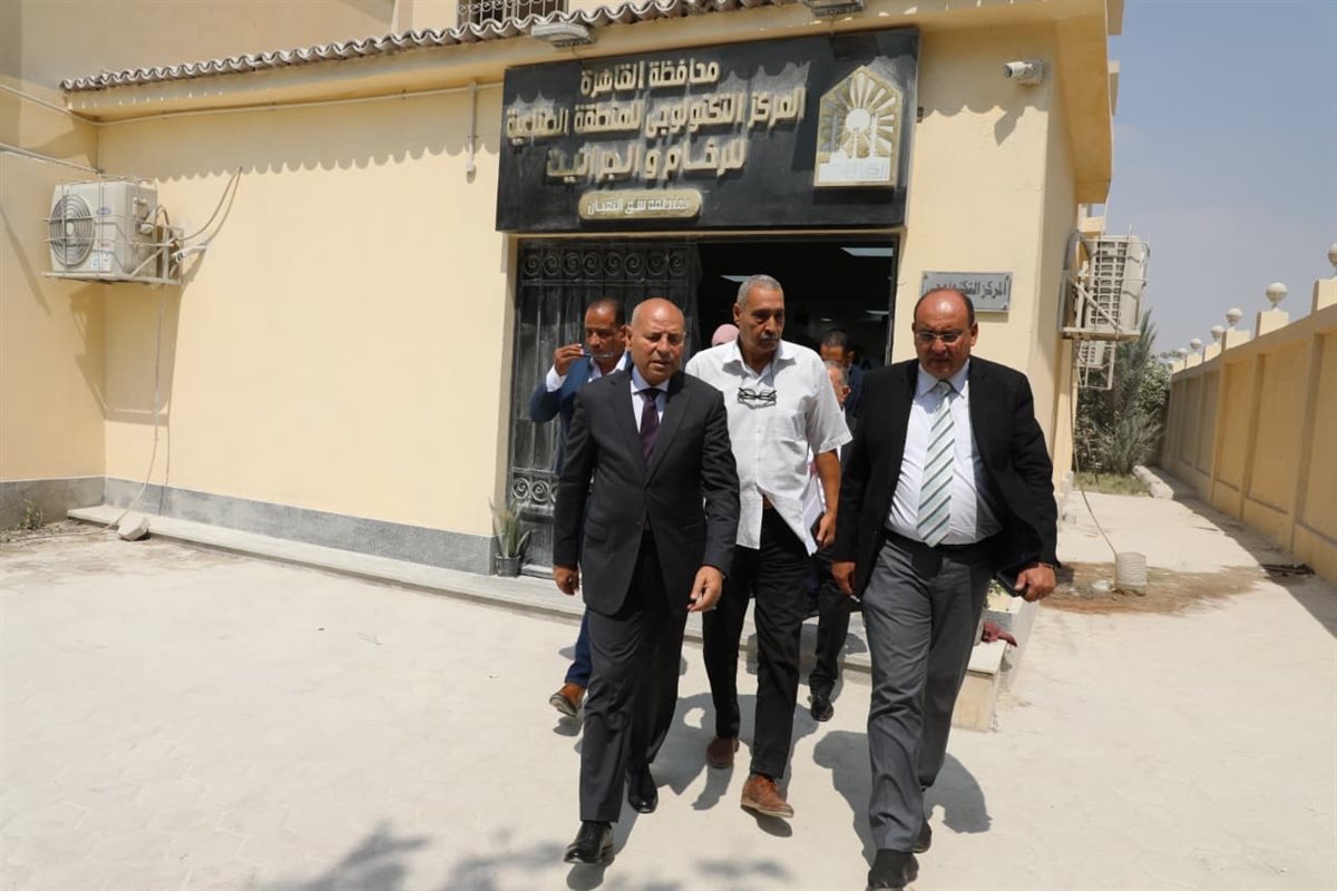 جانب من زيارة المحافظ