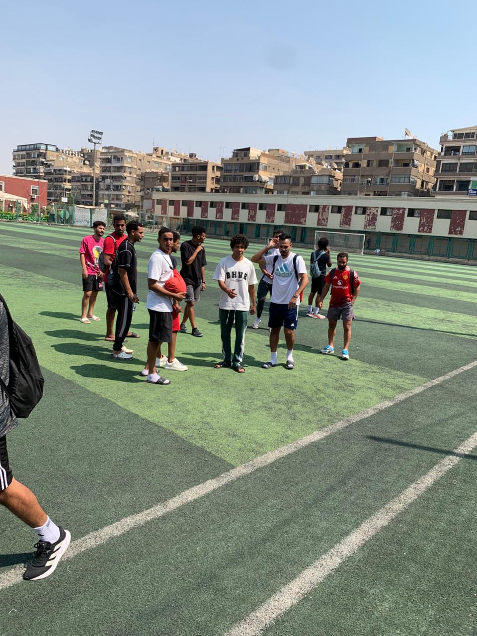 لاعبو الطيران خلال رفضهم خوض التدريبات