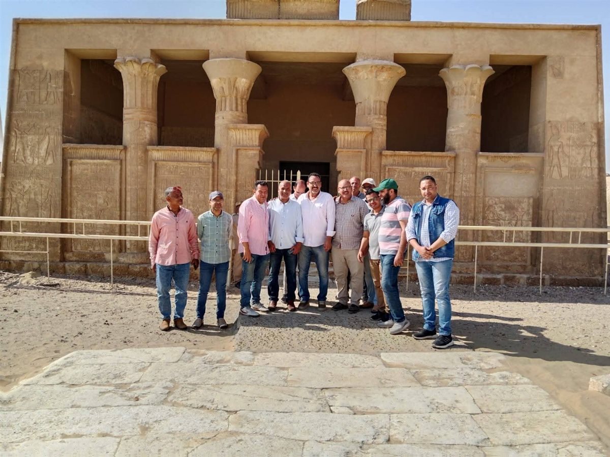 رئيس قطاع الآثار المصرية يزور منطقة تونا الجبل بالمنيا