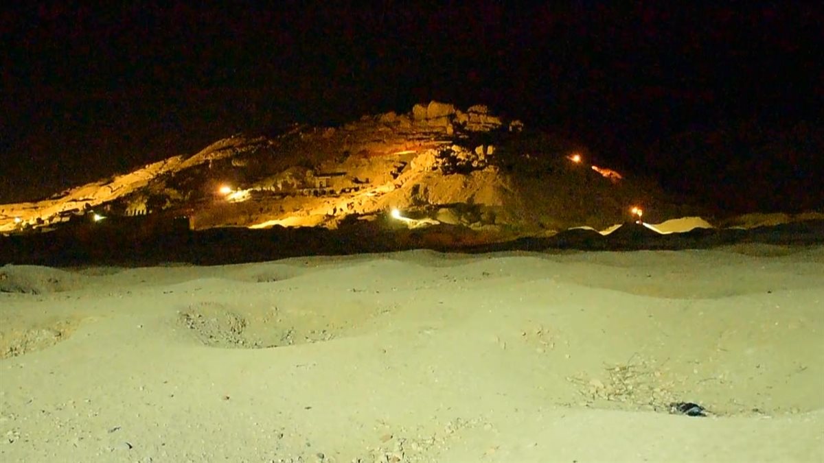 جولة ليلية لمحافظ الأقصر