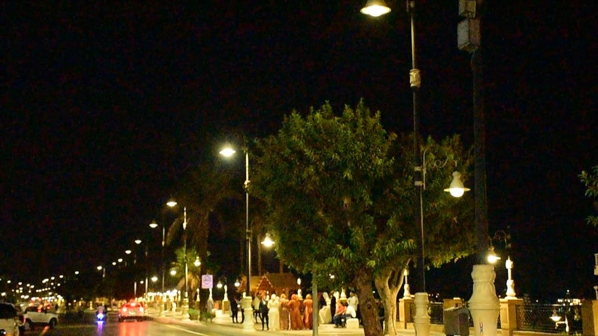 جولة ليلية لمحافظ الأقصر