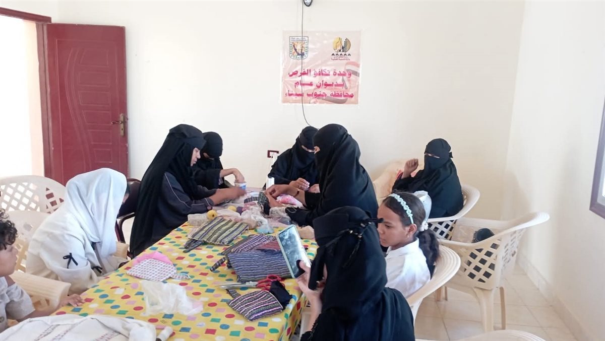 وحدة تكافؤ الفرص تواصل جهودها في تنمية المهارات الحرفية