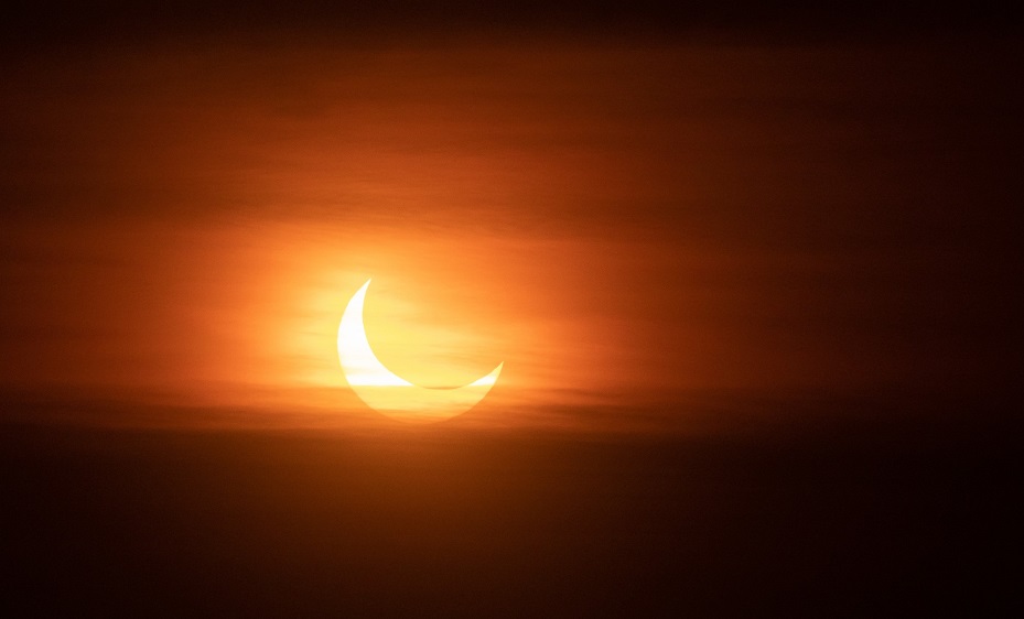 أماكن رؤية كسوف الشمس 2025