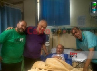 أشرف زكي في زيارة خاصة للفنان عيد أبو الحمد