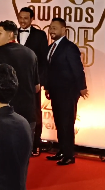 أحمد رزق وحمزة العيلي في حفل توزيع جوائز دير جيست