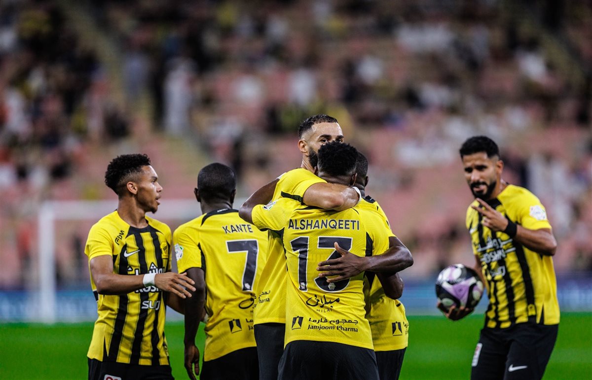 القنوات الناقلة لمشاهدة مباراة الاتحاد ضد النجمة بث مباشر اليوم في الدوري السعودي للمحترفين