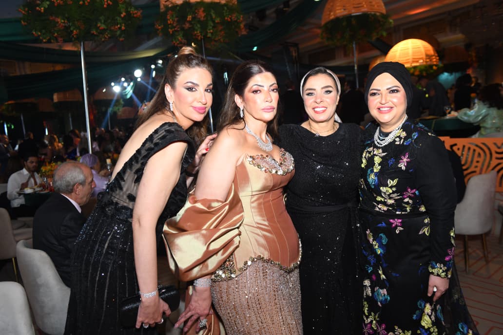 جانب من حضور الأهل والأصدقاء حفل زفاف نجل داليا مطر