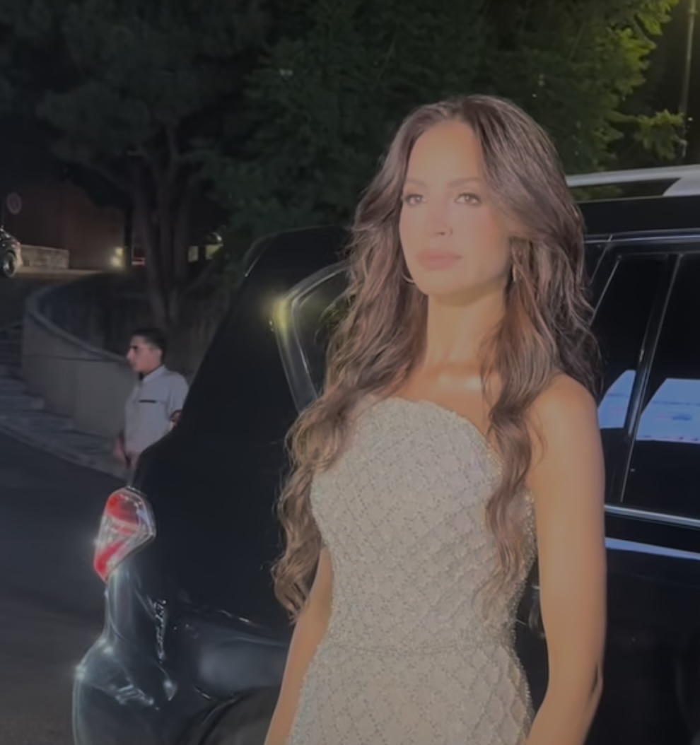 وصلت الآن الفنانة آمال ماهر، لـ حفل مهرجان الموريكس دور،والذي يُقام في لبنان  وذلك لتكريمها منه كـ أفضل نجمة عربية لعام 2025.