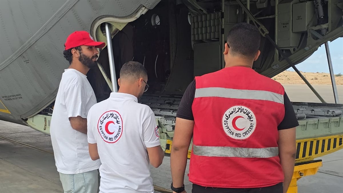 وصول الطائرة السعودية الـ 64 لإغاثة الشعب الفلسطيني في غزة