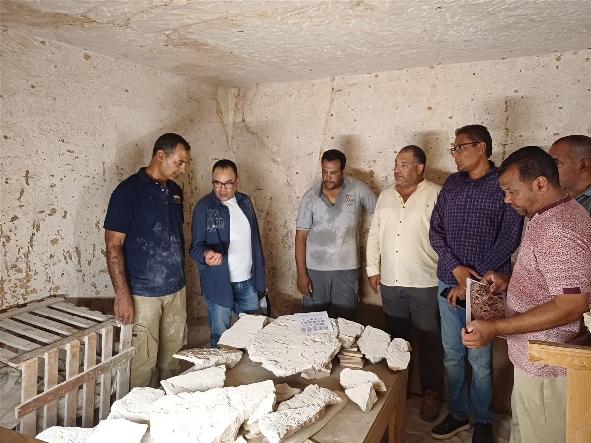 جولة مدير عام آثار الأقصر