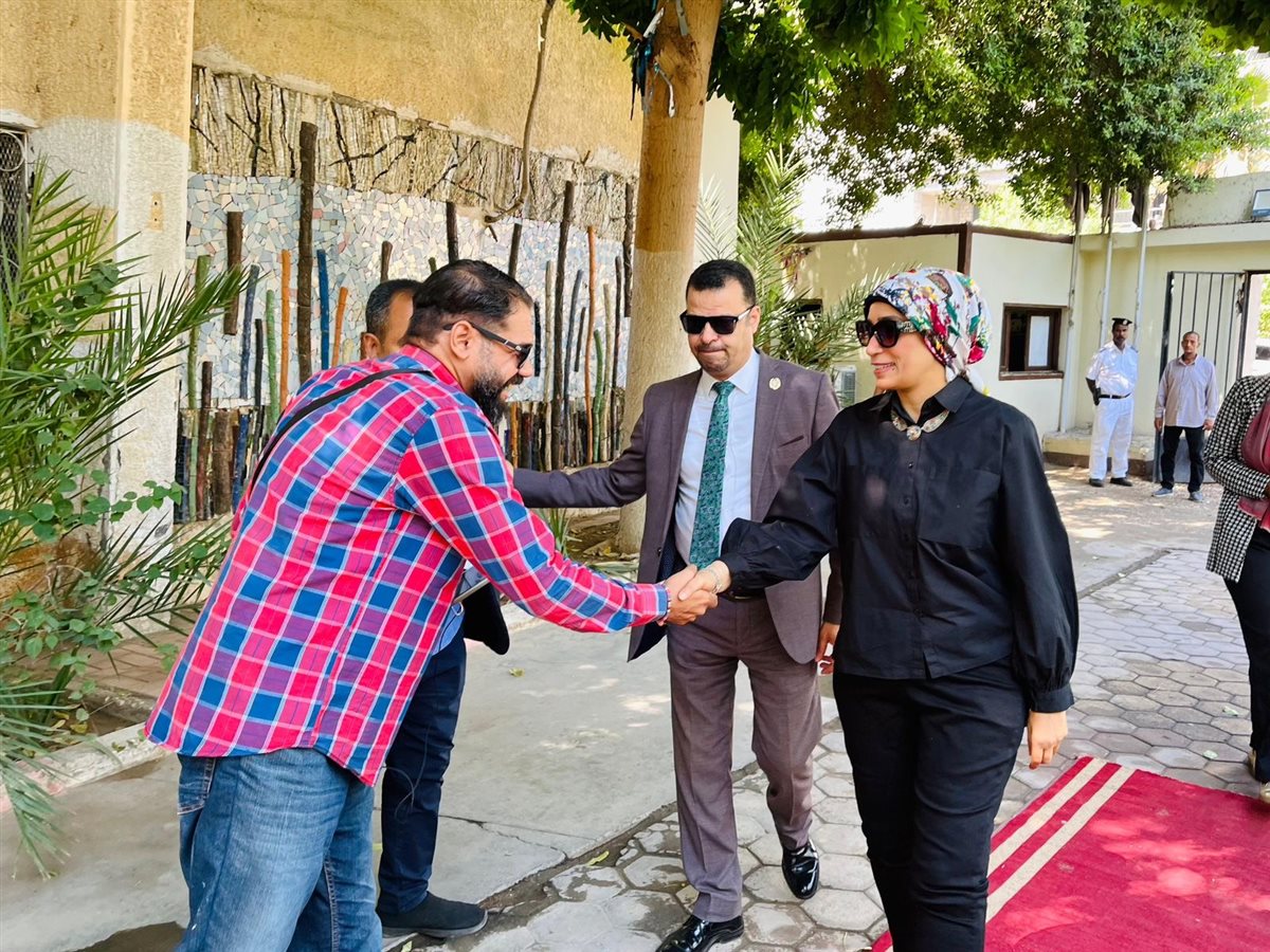 رئيس جامعة الأقصر وحوار للقاهرة 24