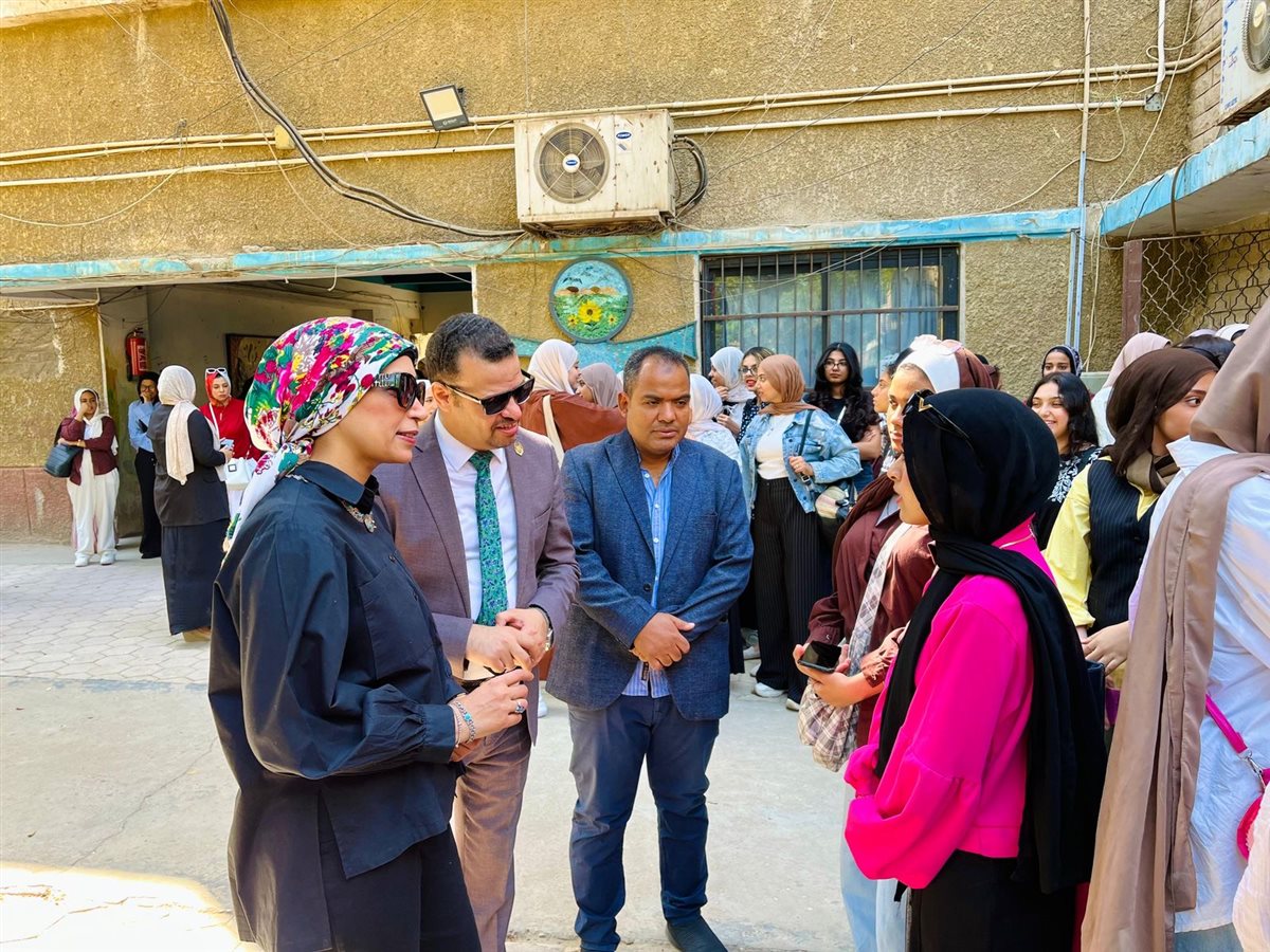 رئيس جامعة الأقصر وحوار للقاهرة 24