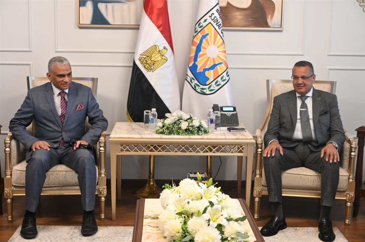 محافظ جنوب سيناء مع رئيس جامعة الملك سلمان