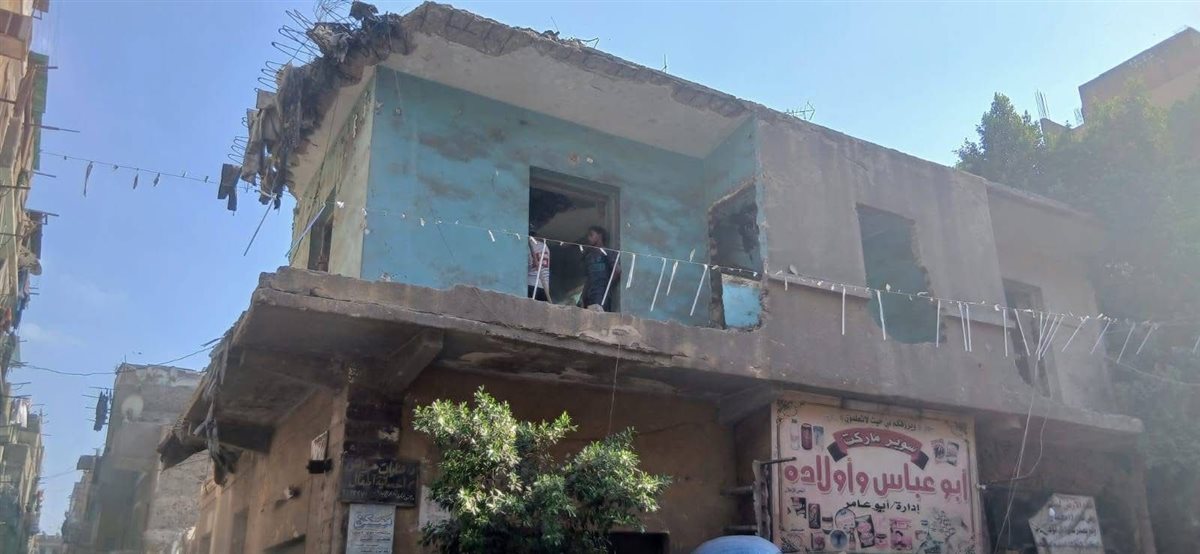 <strong>عقار آيل للسقوط</strong>