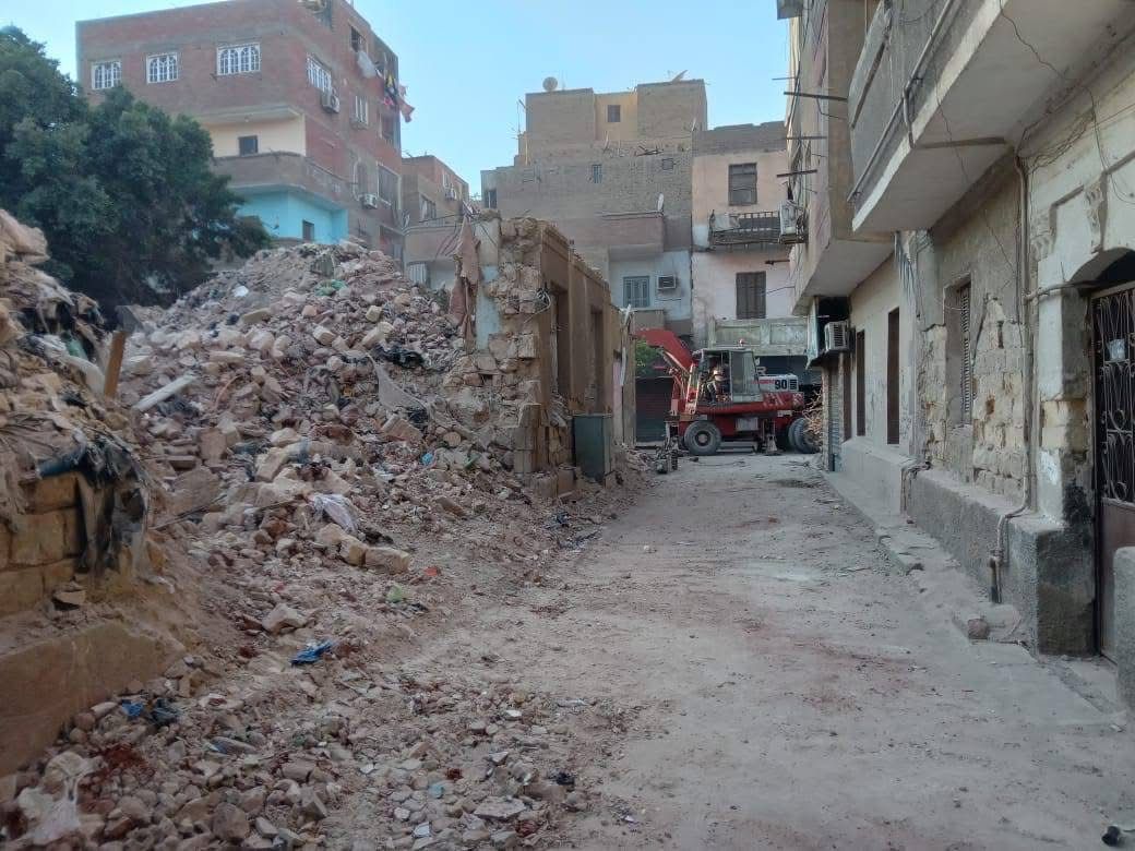 <strong>عقار آيل للسقوط</strong>