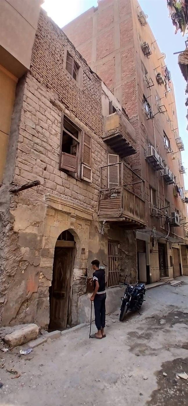 <strong>عقار آيل للسقوط</strong>