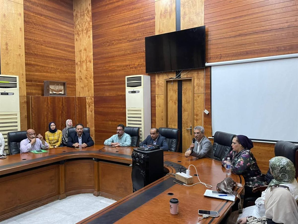 أمين الأعلى للآثار يتفقد المتحف المصري بالتحرير